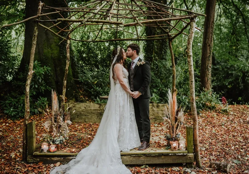 Eco-Friendly Wedding Theme Ideas + Free Invitations